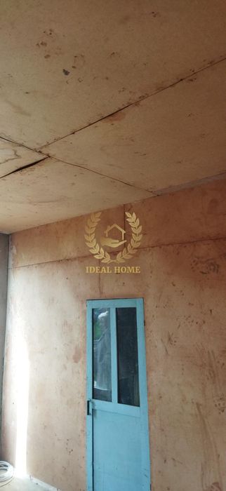 Продам двоповерховий дачний будинок поблизу с.Блиставиця