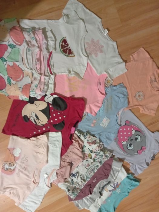 Paka ubrań dla dziewczynki rozm.104