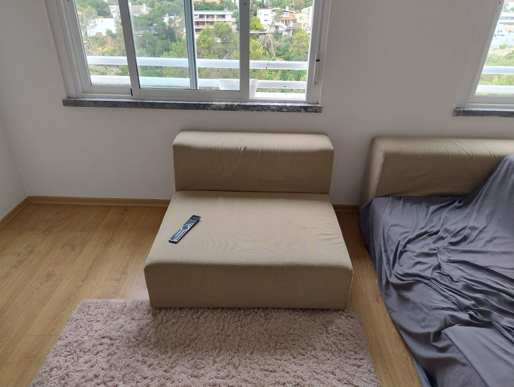 Sofá modulado usado