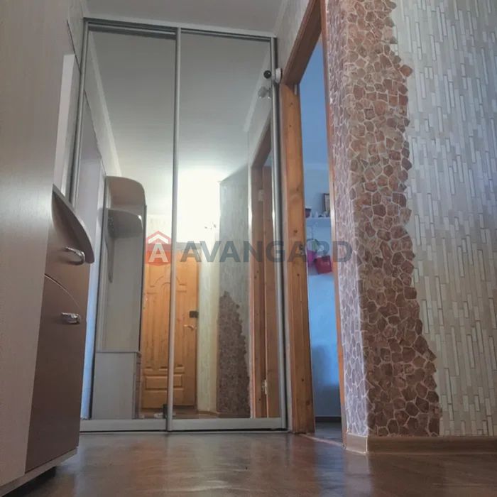 Двухкімнатна кватира на Космосі