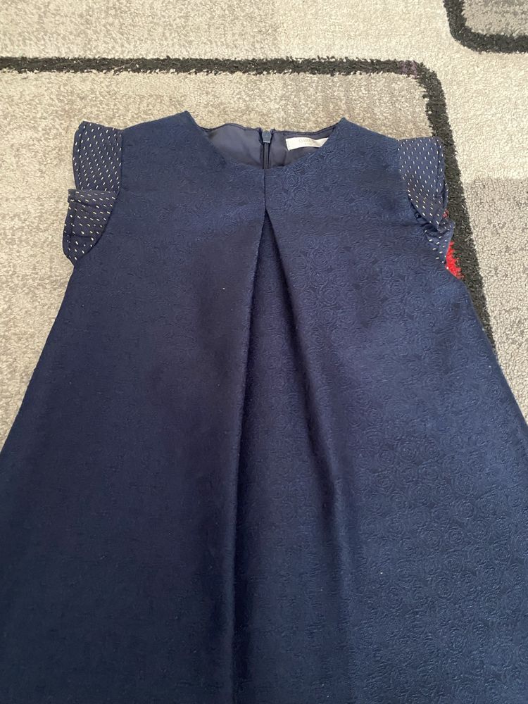 Granatowa, elegancka sukienka r.110 dla dziewczynki