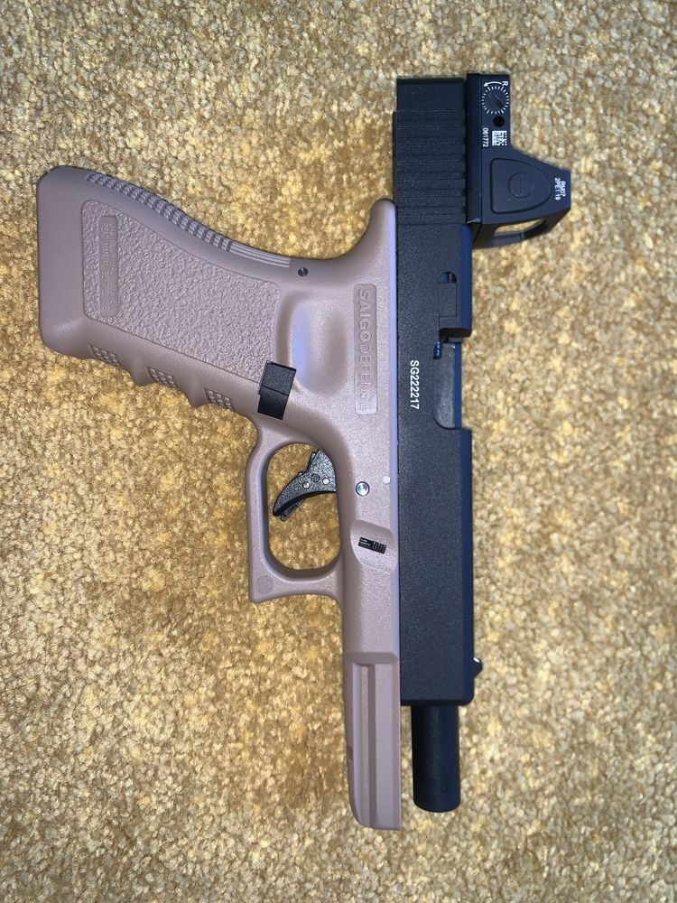 Airsoft glock G17 NOVA