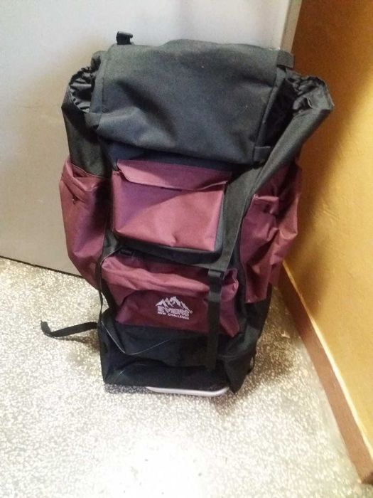 Plecak na stelażu