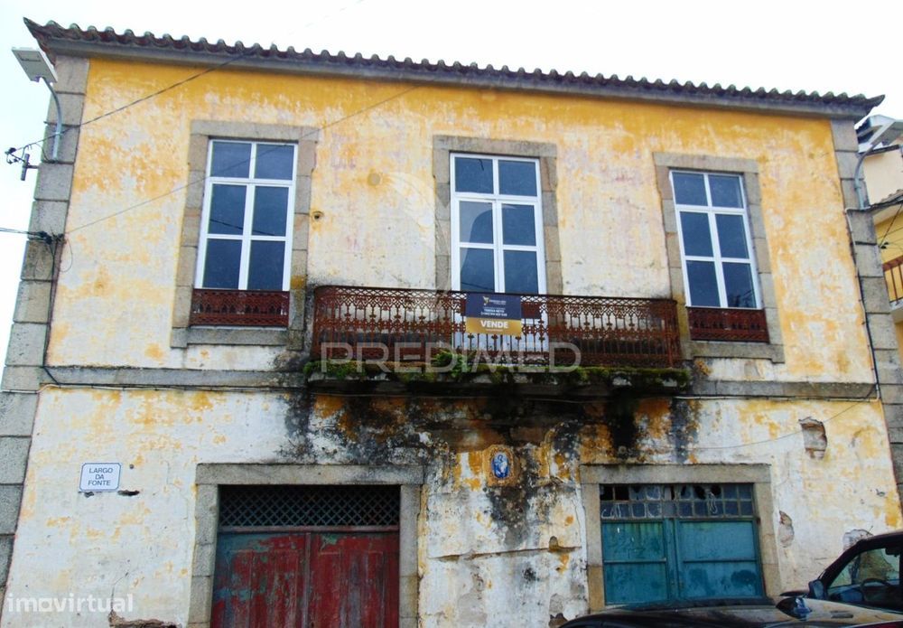 Azenha para recuperar em Abaças - Vila Real