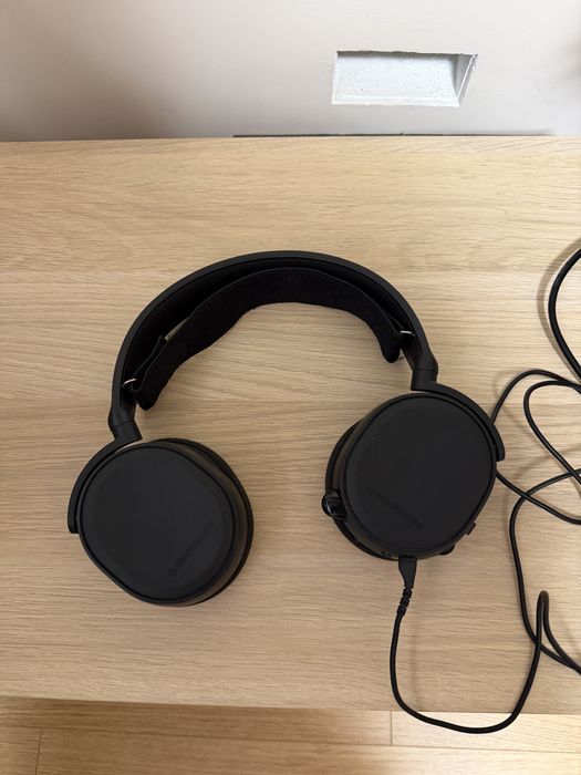 Słuchawki gamingowe marki SteelSeries