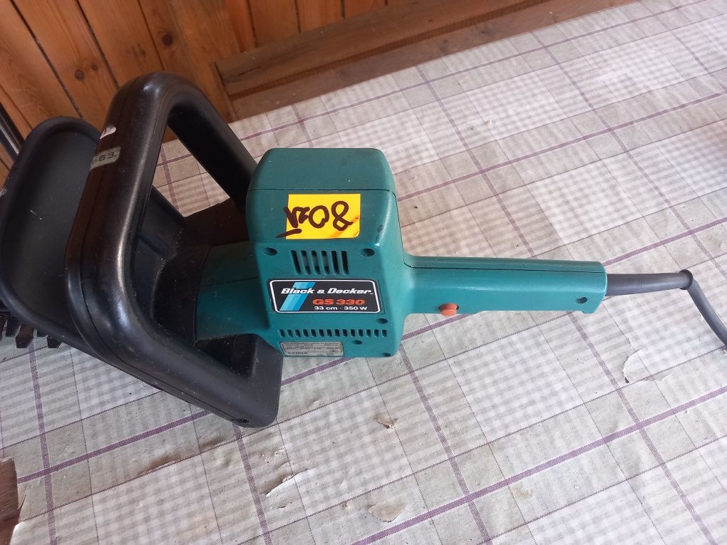 Podkaszarka  Black Decker GS 330