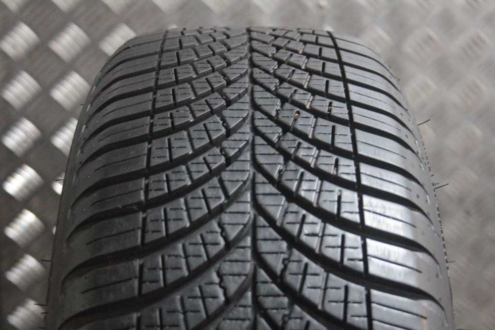 195/55/16 Goodyear Vector 4Seasons 195/55 R16 91H XL 2021r