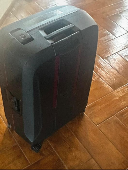 Vendo mala de viagem nova da Samsonite