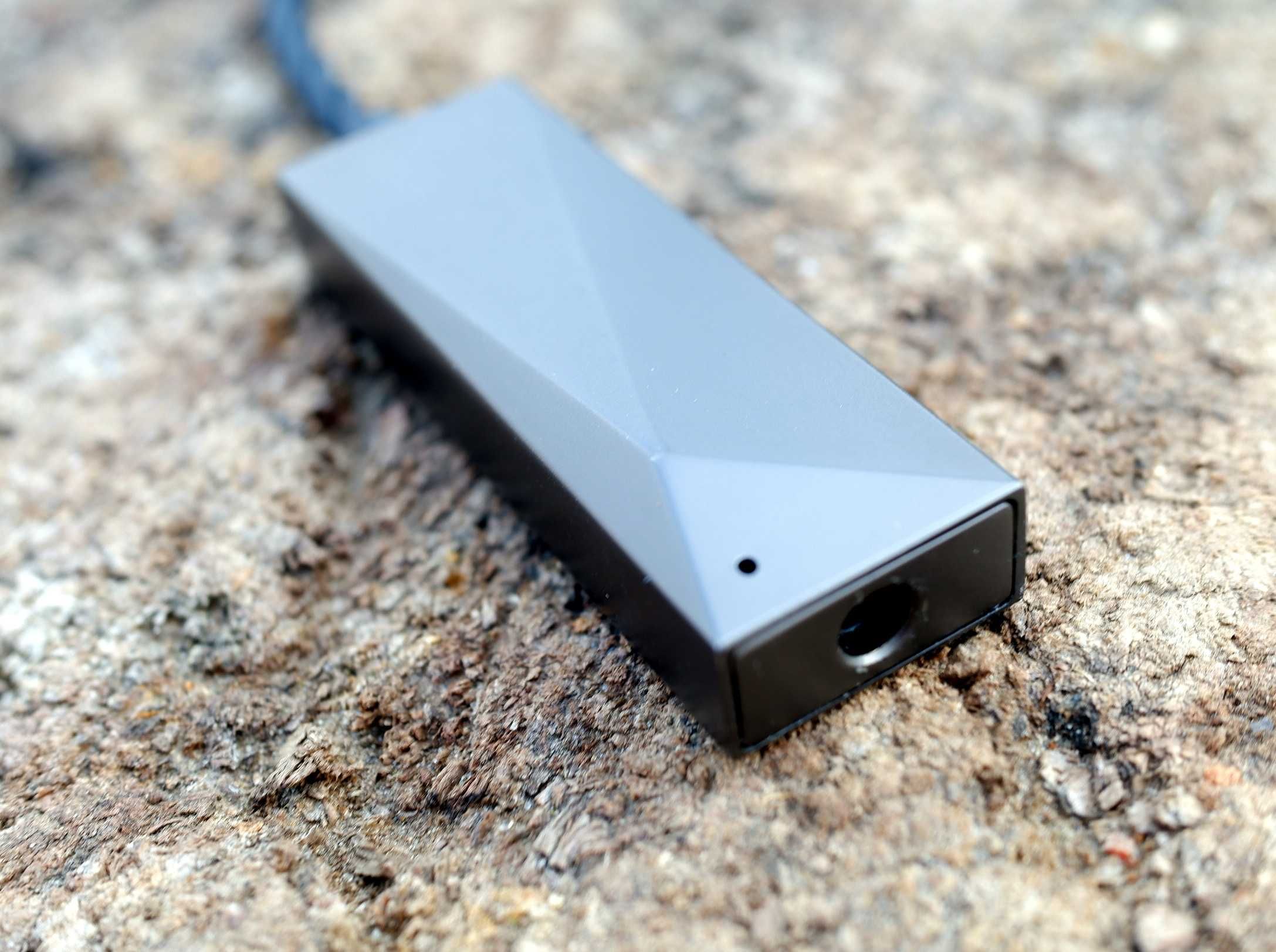 Wzmacniacz słuchawkowy przenośny Astell & Kern PEE51 usb-c