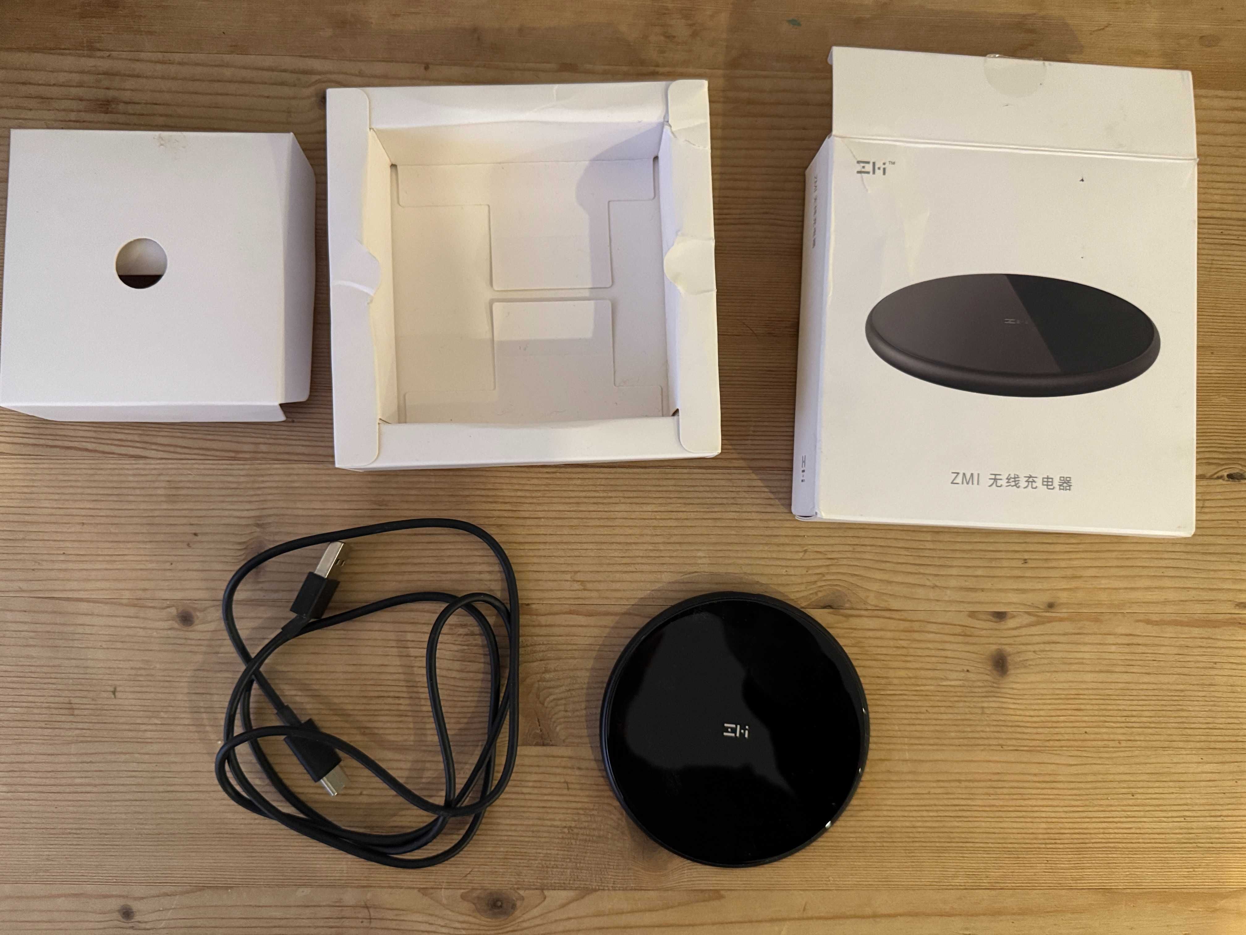 Carregador Wireless ZMI WTX10 – 10W, Compatível iOS & Android