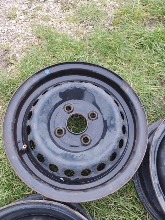 Felgi 13" 4x100 Yaris Hyundai