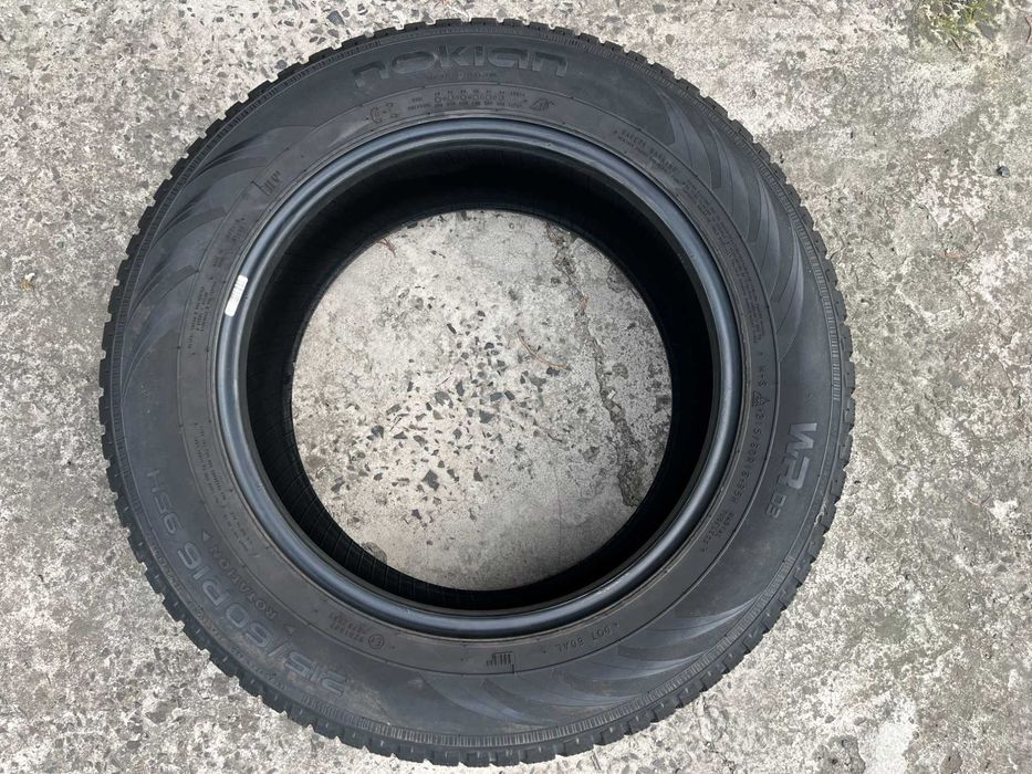 ШИНИ зимові 215/60 R16  Sportiva Snow Win3