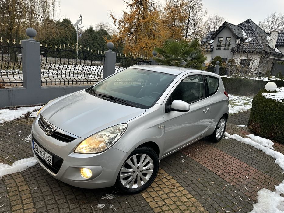 Hyundai i20 1.2b +gaz LPG do 2032 klimatyzacja 2010 felgi alu, zimówki
