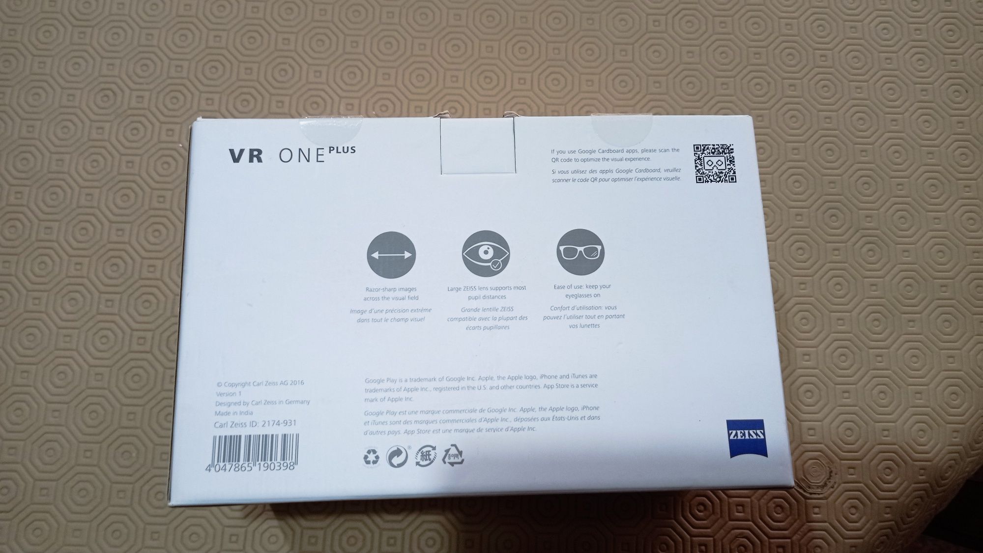 Óculos realidade virtual Zeiss