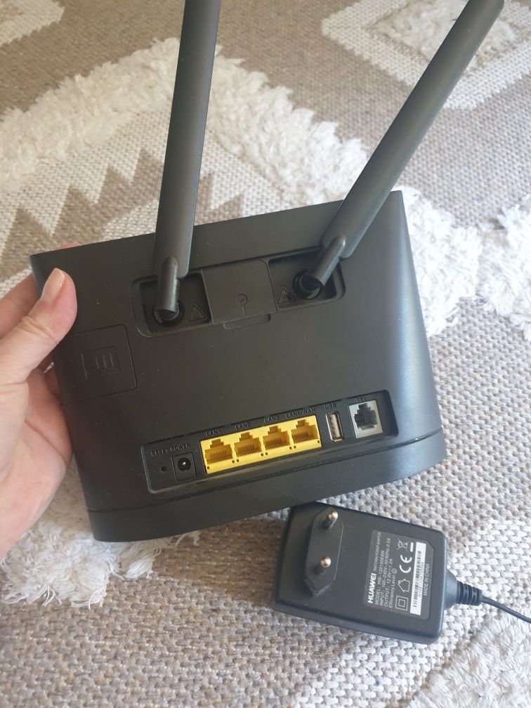 Router Huawei LTE CPE B315 czarny z dwoma antenami