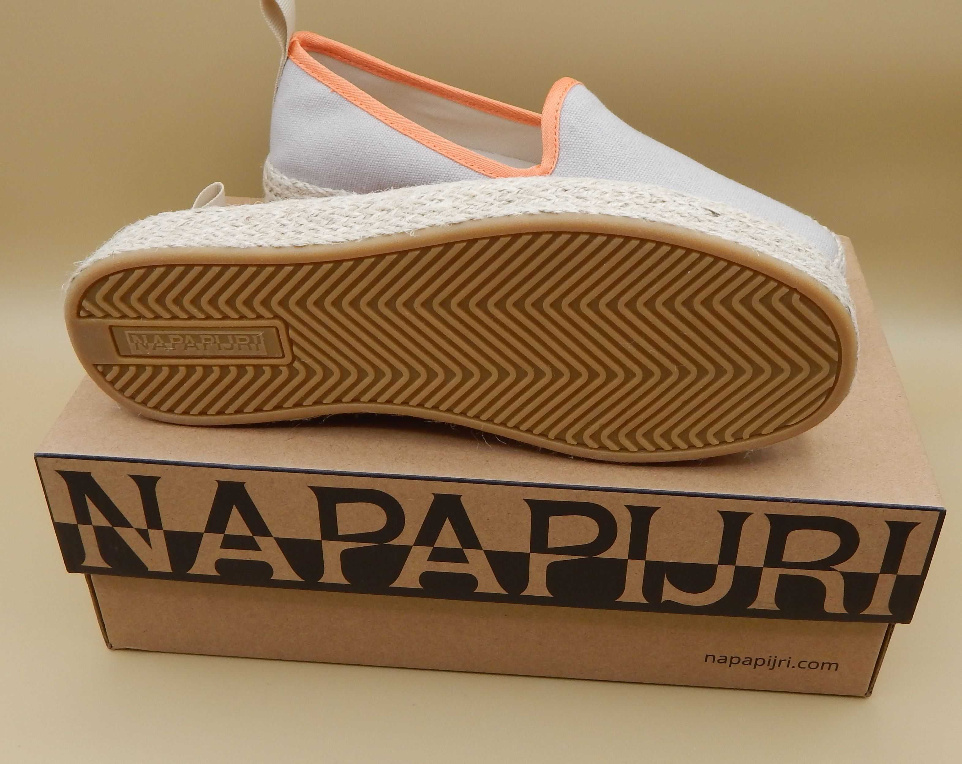 Wsuwane Napapijri Bandana 250151