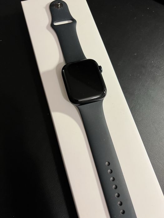 Apple Watch 8 45mm GPS