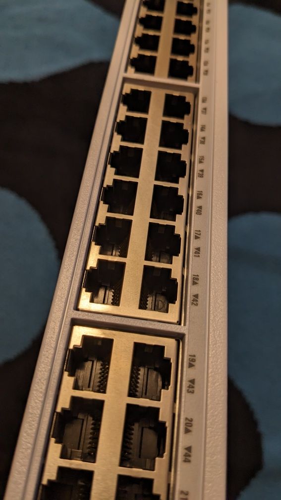Керований комутатор 3COM Baseline Switch 2848-SFP Plus 3C16486