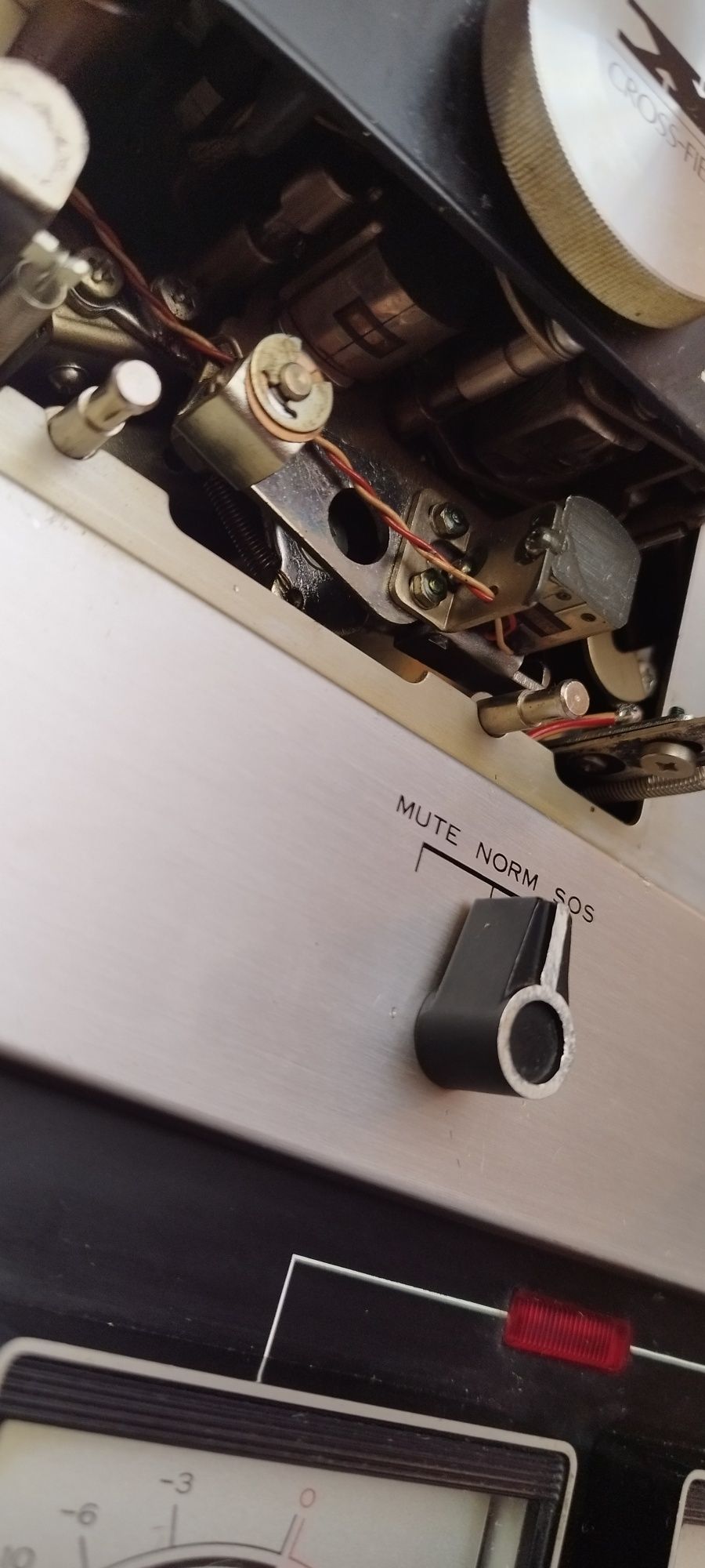 Magnetofon szpulowy Akai M-10