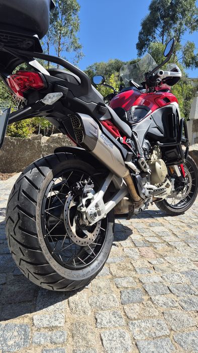 Ducati multistrada V4 Rally
