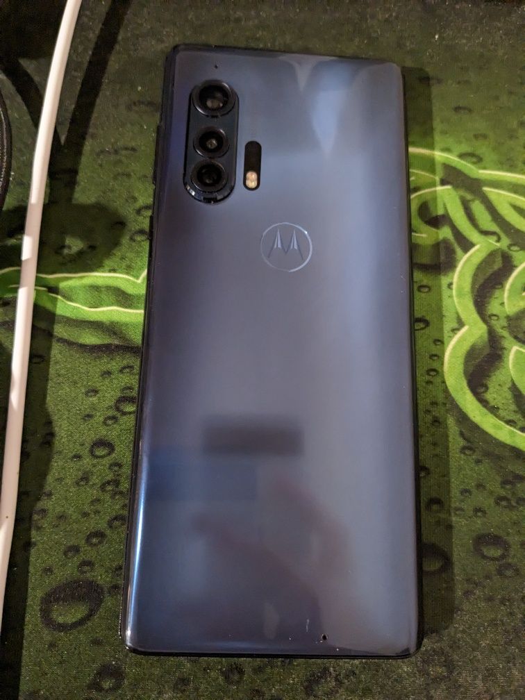 Motorola edge plus 12GB ram Snap 865 256GB