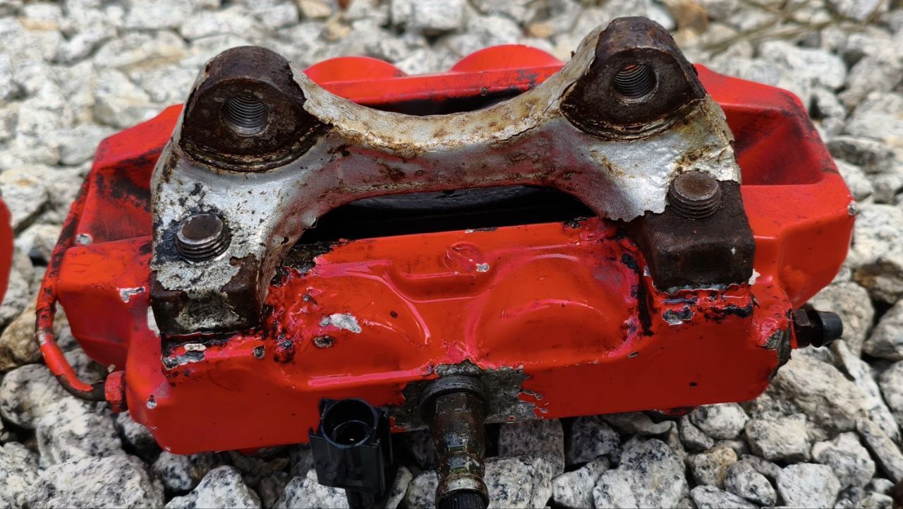 Zaciski hamulcowe Brembo Alfa Fiat 500 Abarth Punto EVO KJS Clio