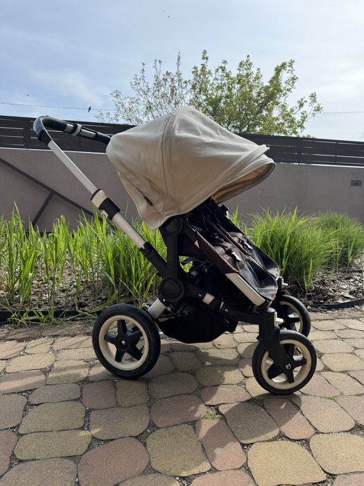 Wózek podwójny bugaboo dla bliźniaków rok po roku