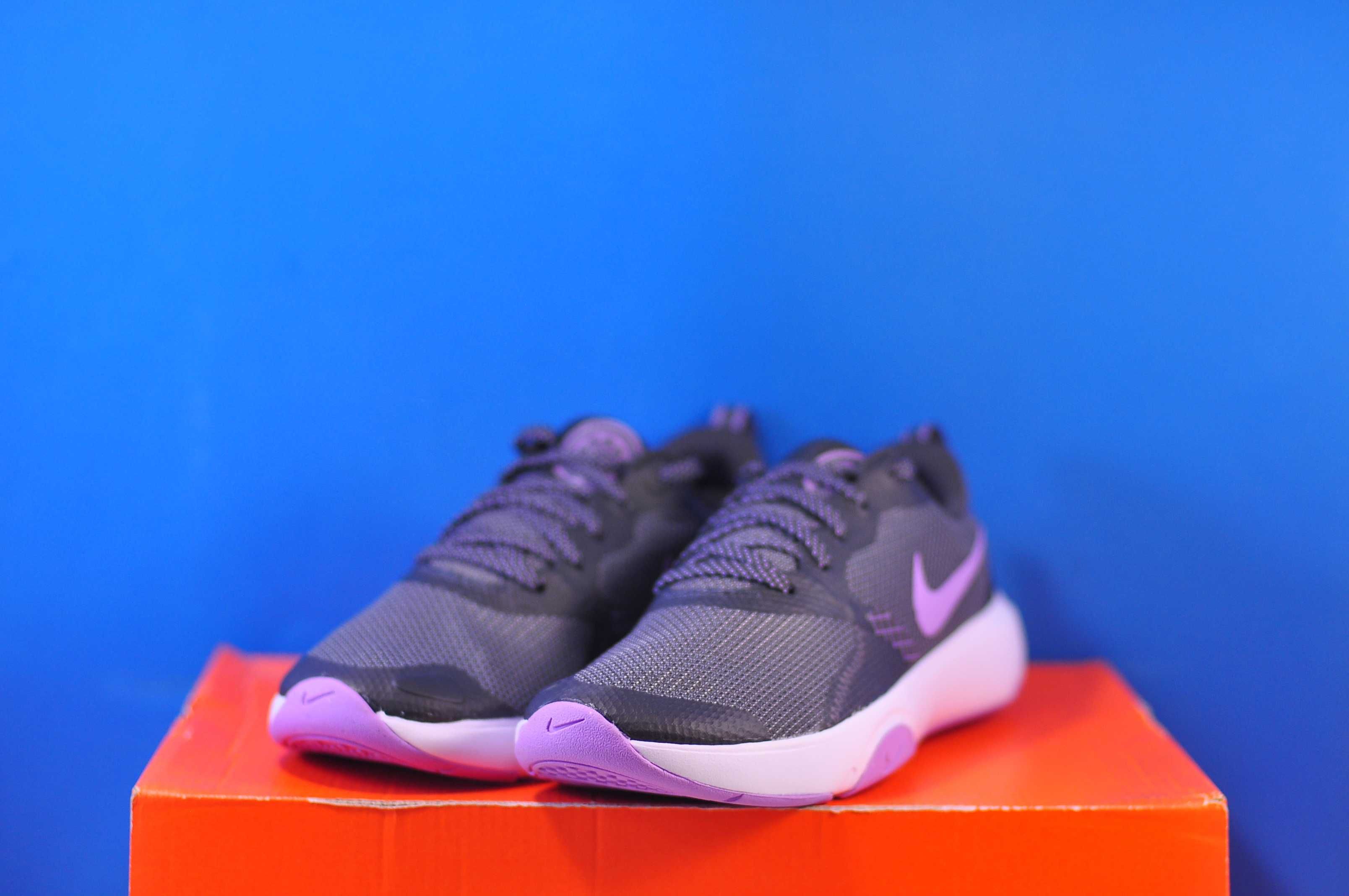 Кросівки Nike City Rep Adidas Swift Run 22  Оригінал