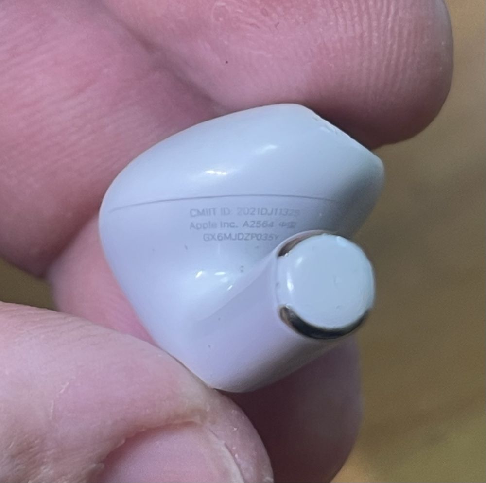 Левый, правый наушник Apple AirPods 3 б/у