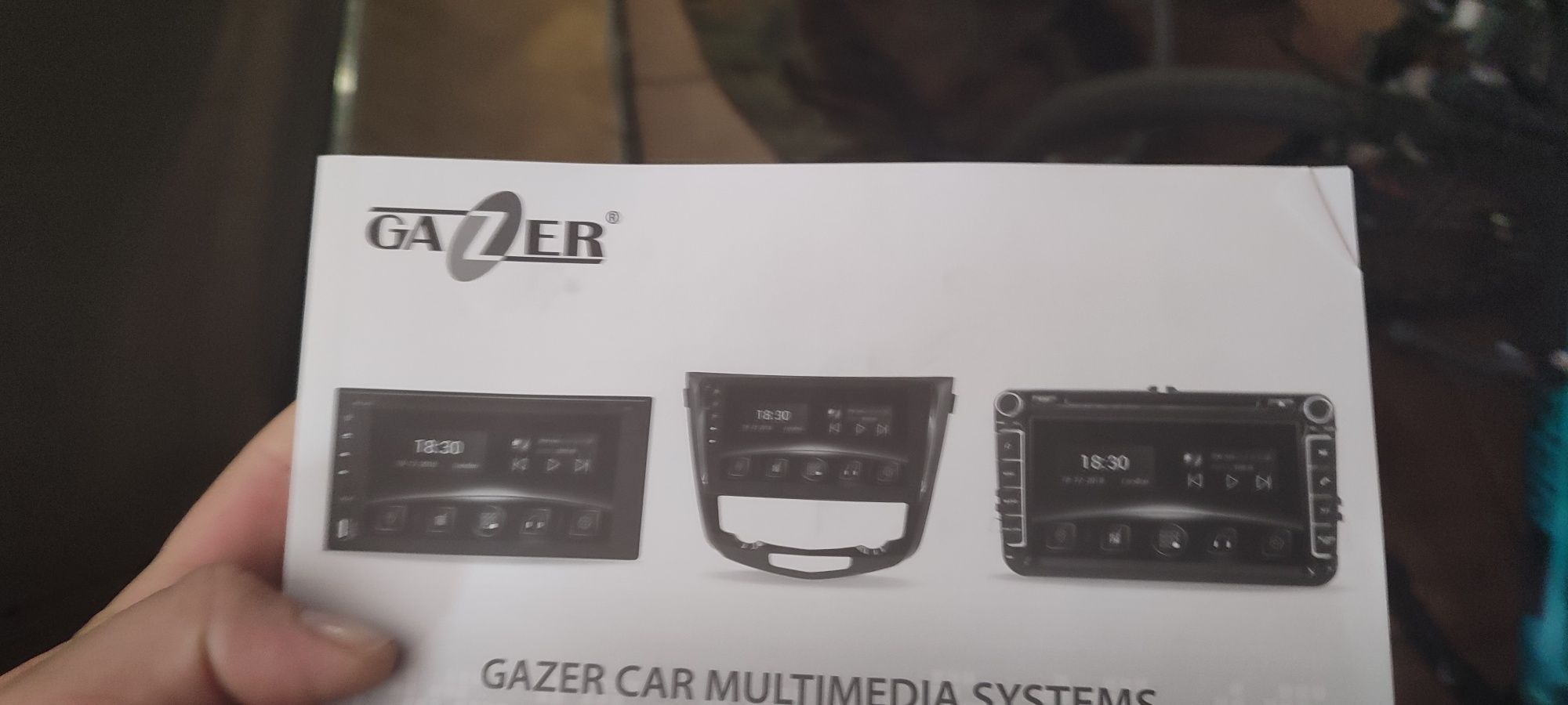 Продам автомагнітолу gazer cm6006-100d в  ідеальному стані