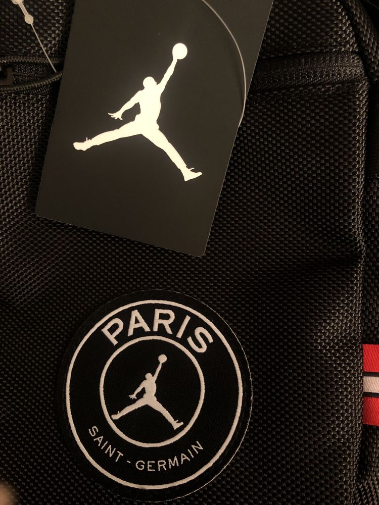 Оригінальна сумка месенджер Nike Jordan Paris  Артикул 9A0261-023
