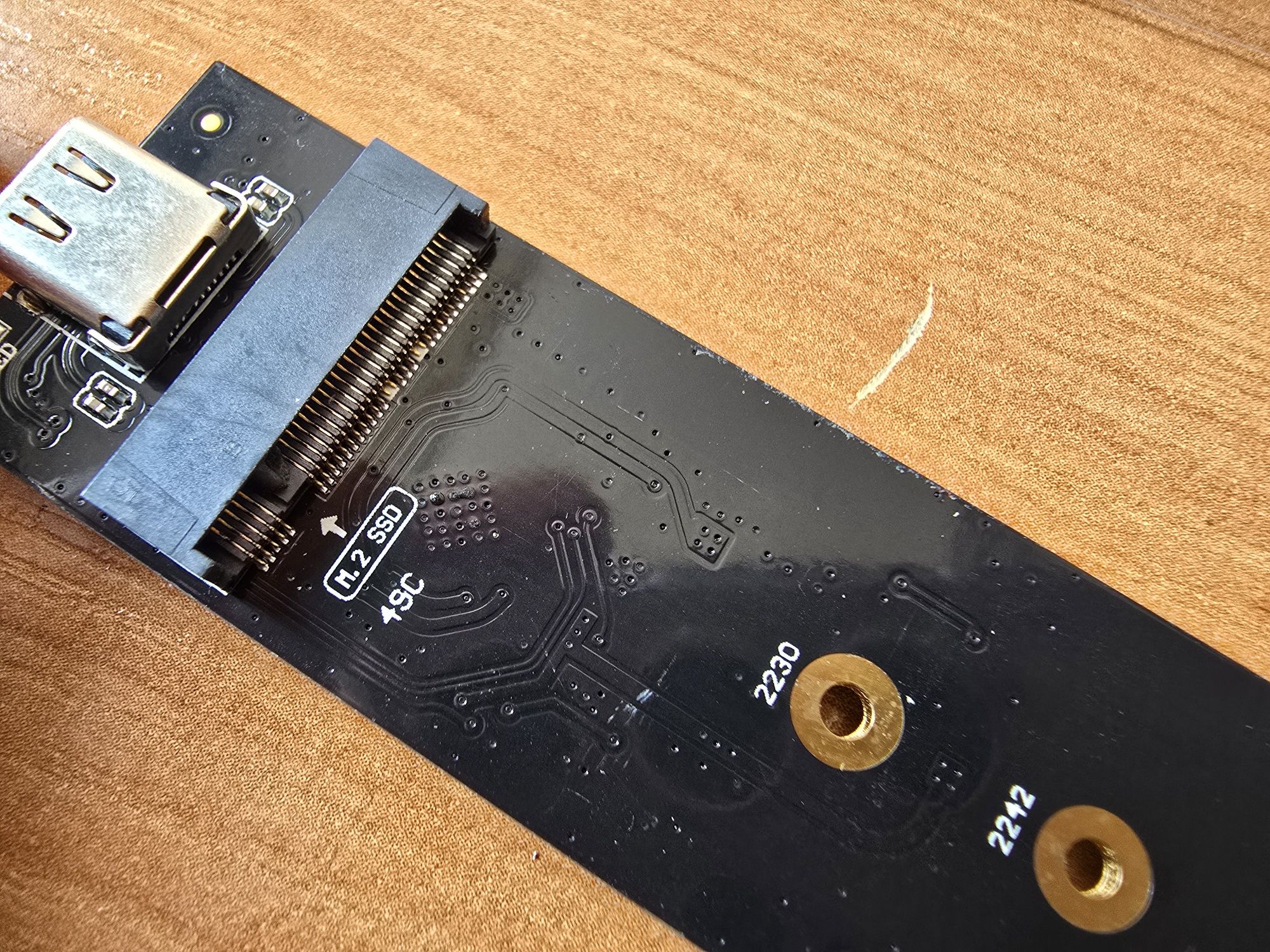 Obudowa zewnętrzna do dysku SSD M.2 (SATA) – USB 3.1