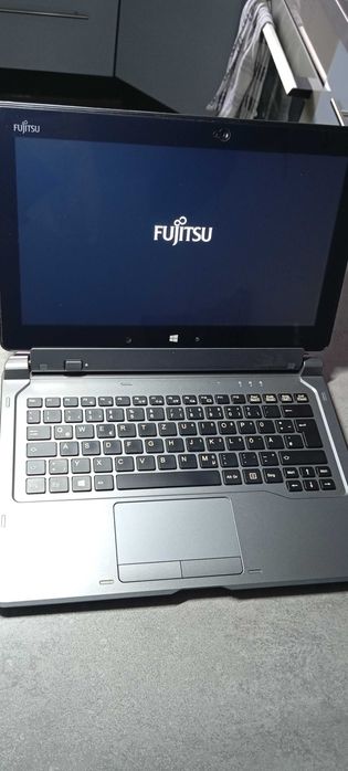 Tablet Fujitsu Q616 Klawiatura SIM SSD 500GB 8GB RAM CORE M7