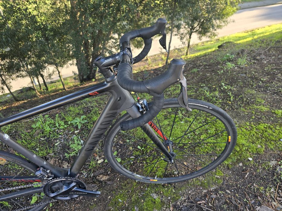 Canyon de estrada s 6.8kg ultegra di2