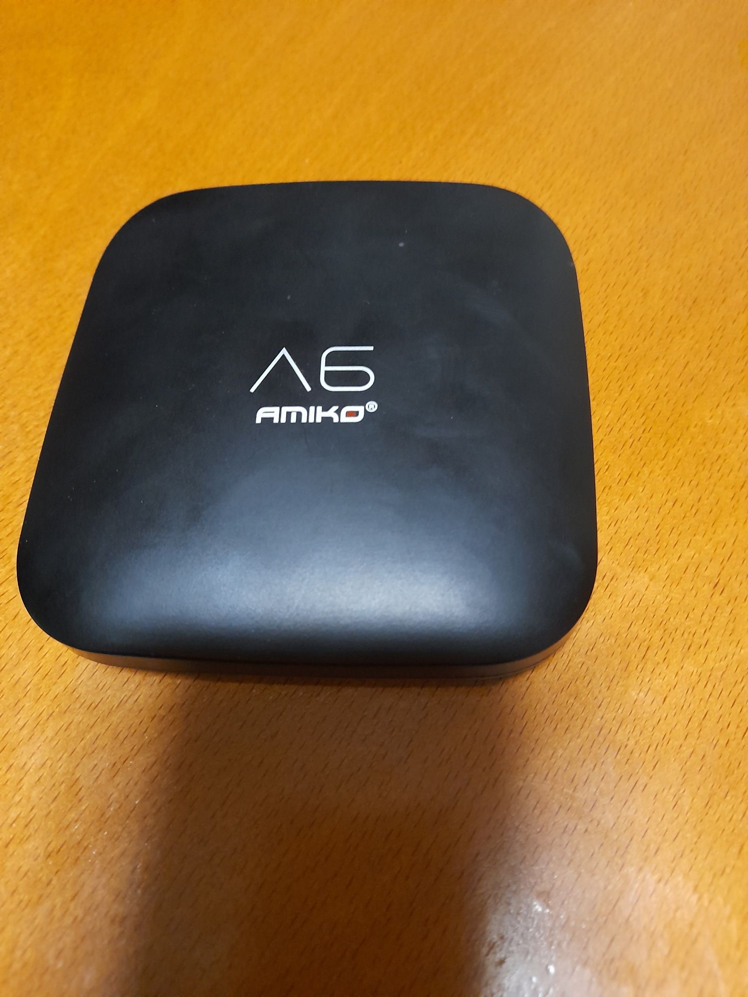 BOX AMIKO A6  android