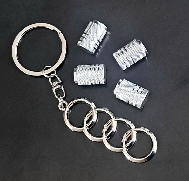 ** NOWY Breloczek AUDI + Nakrętki na wentyle srebrne komplet tuning