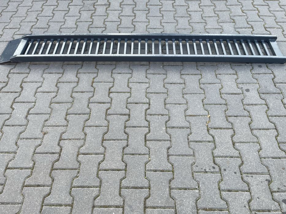 Najazd na przyczepke motocykl rampa