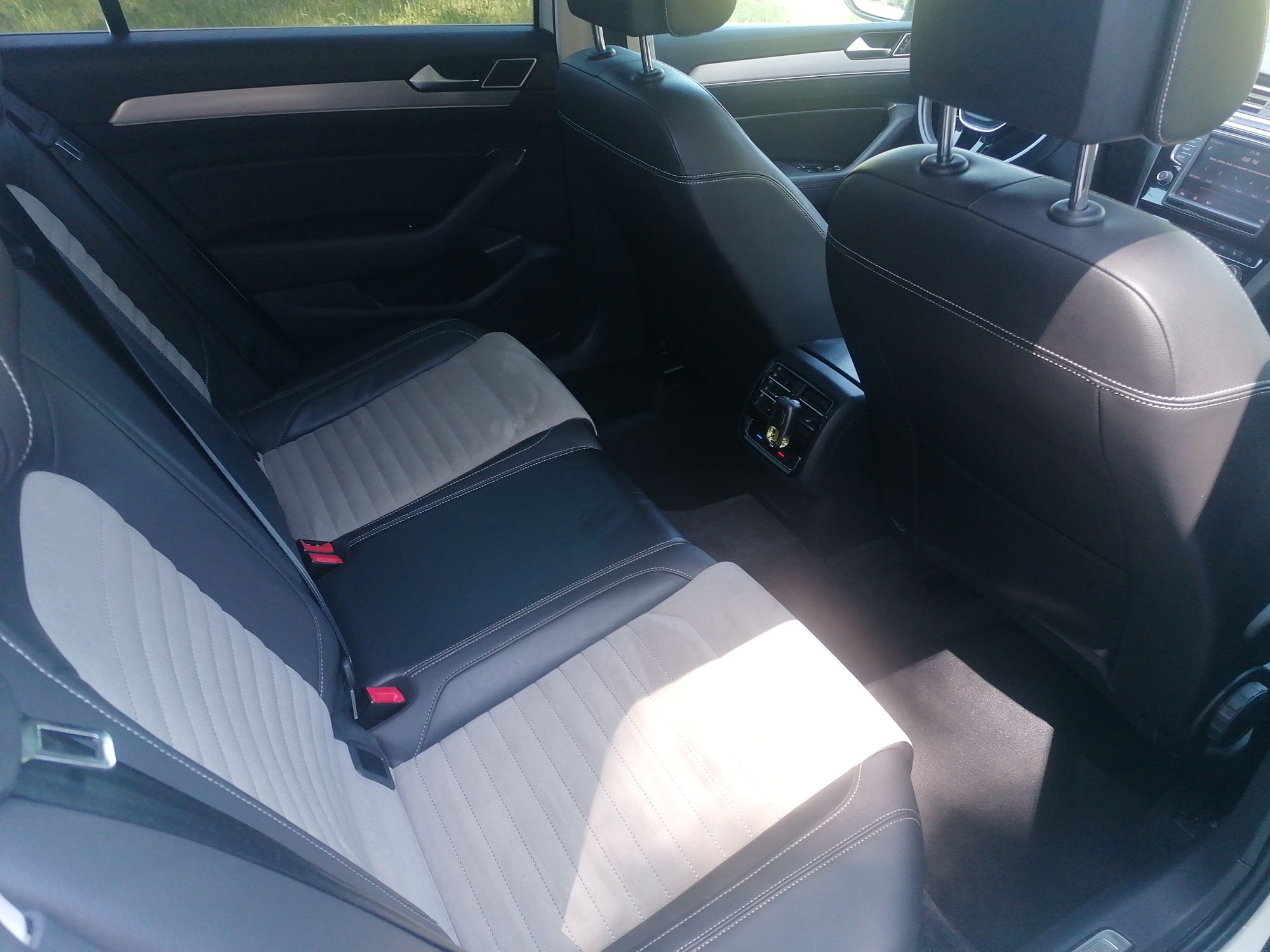 Volkswagen Passat b8 2.0 bitdi 240km,2015r,virtual, radar, 4motion