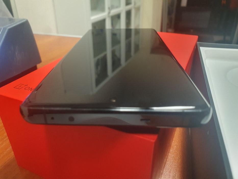 OnePlus 12 5G 12/256GB jak nowy Komputronik Gwarancja 10mies