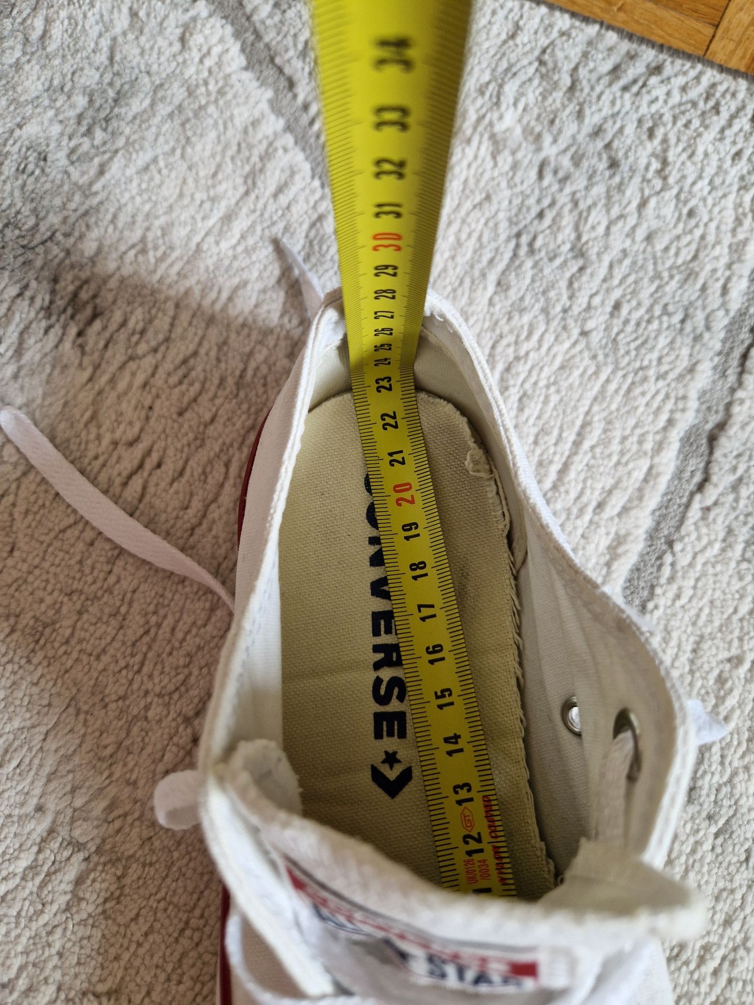 Damskie/młodzieżowe BIAŁE trampki firmy CONVERSE roz 37