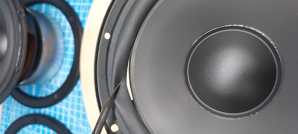 Głośniki Samochodowe Car Audio Uszkodzone Naprawa