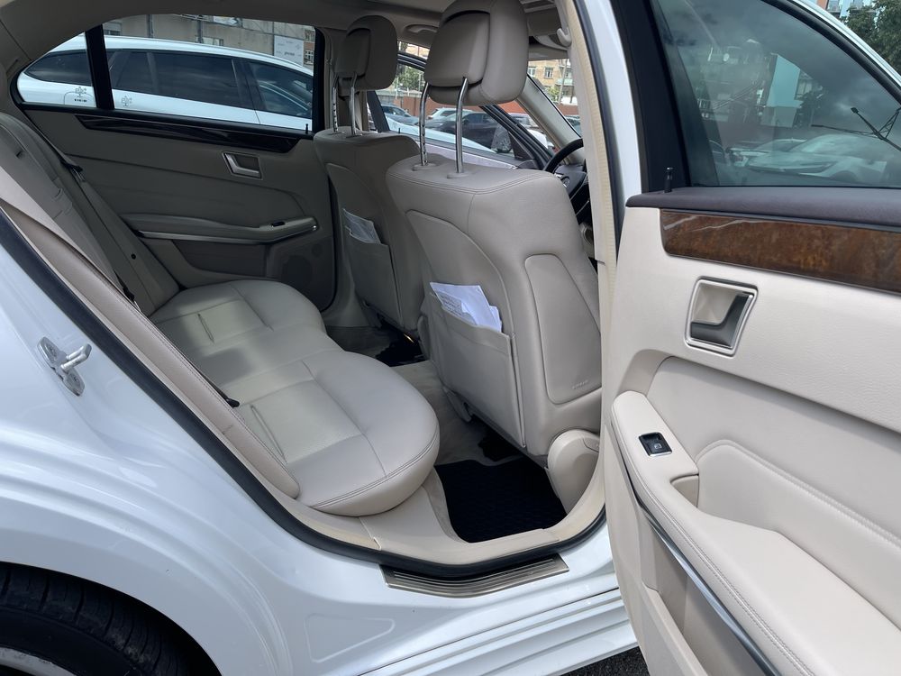 Mersedes-Benz E-Class 2015рік