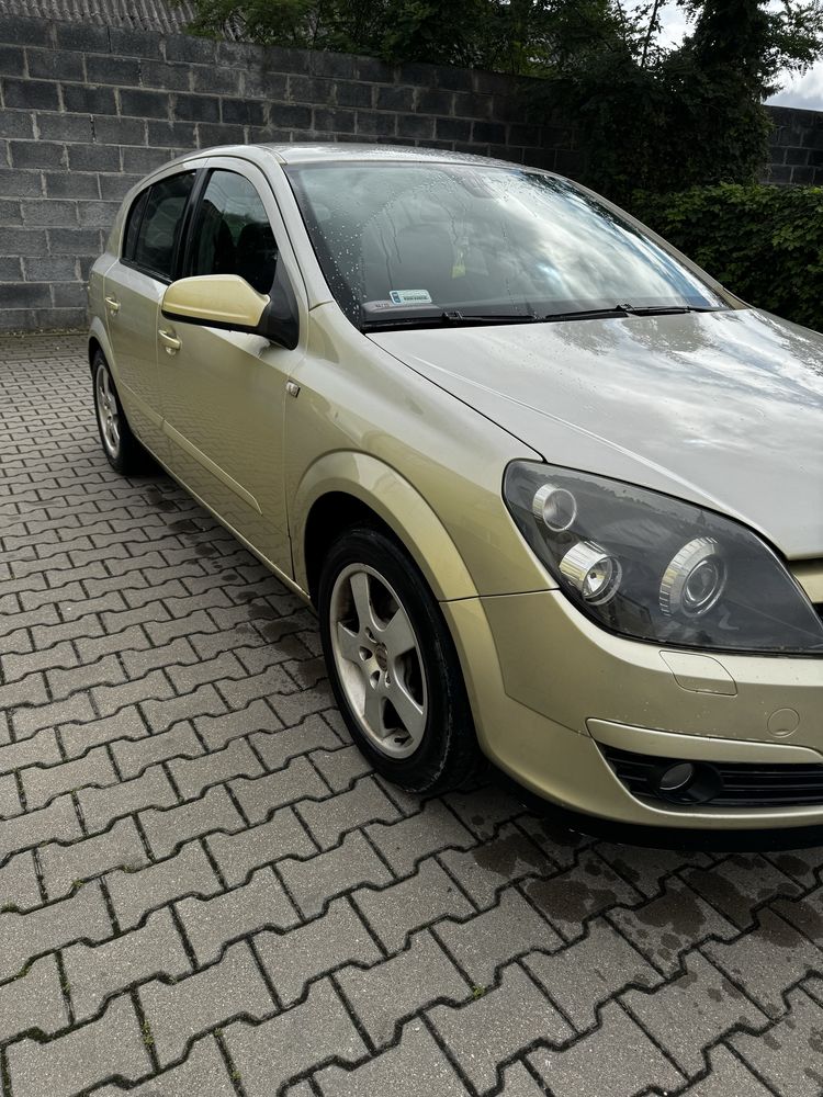 Opel astra h 1.7