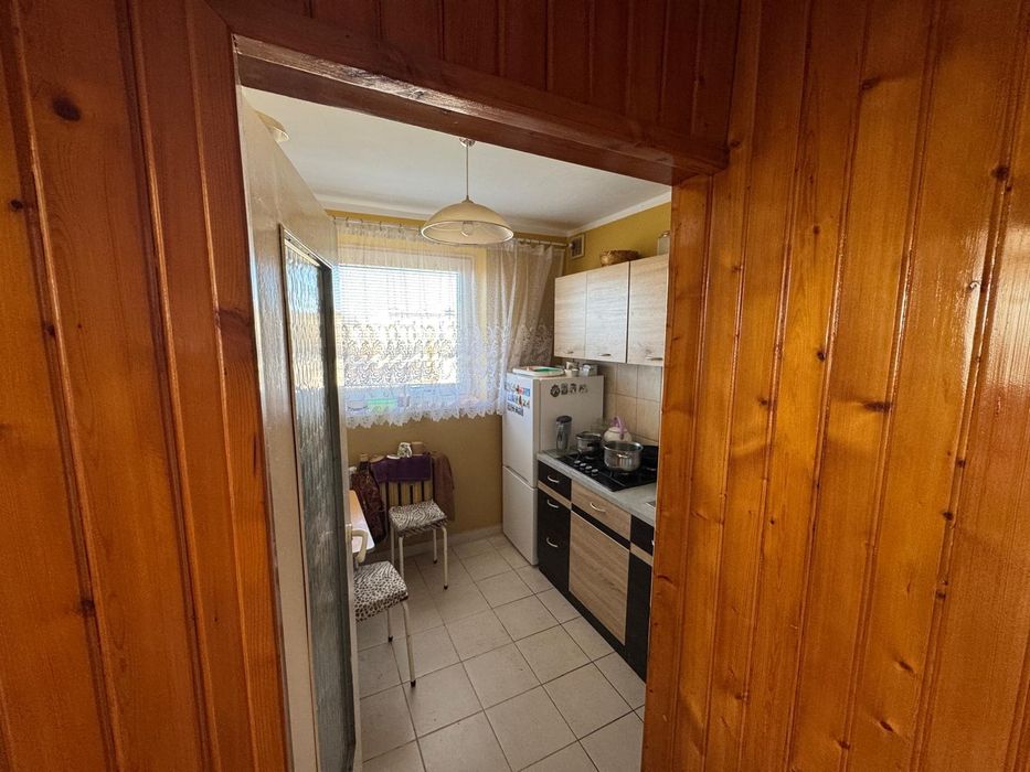 Mieszkanie 2 pokojowe w bloku - do remontu