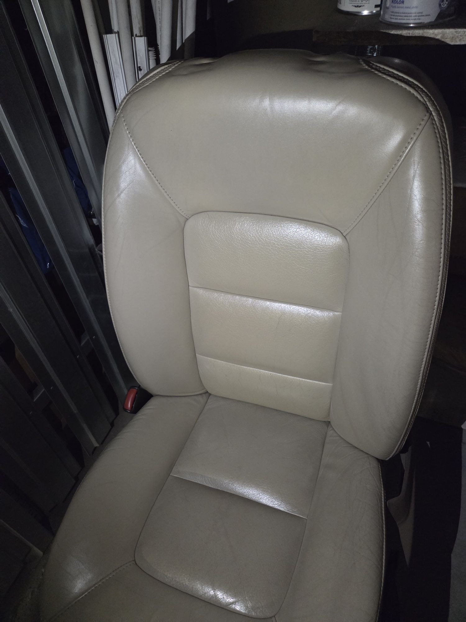 Fotel kierowcy Volvo XC70 P3