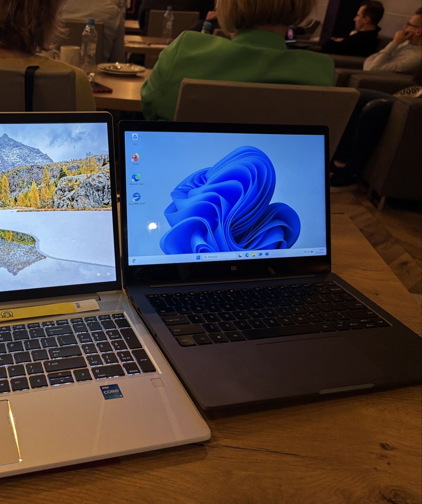 Laptop MI Xiomi Intel core z Windows 11 Home