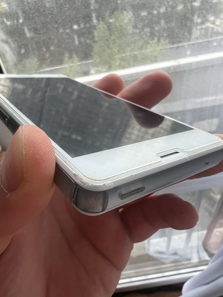 Sony Xperia Z3 Compact