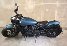 Indian Scout Indian Scout Bobber ABS - jak nowy.