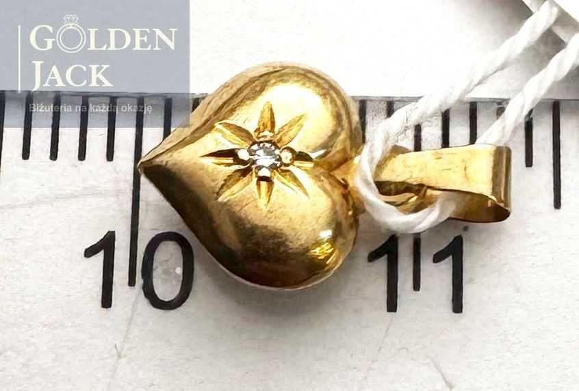 Złota zawieszka wisiorek Serce z cyrkonią złoto pr. 585 waga 0,5 g