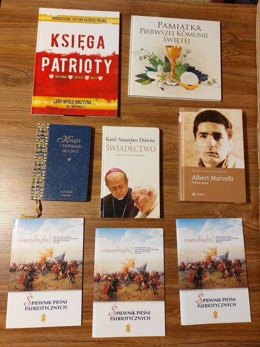 Książki o tematyce religijnej i patriotycznej - opis